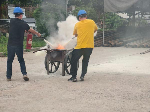 鑫达能2025年开展消防演练